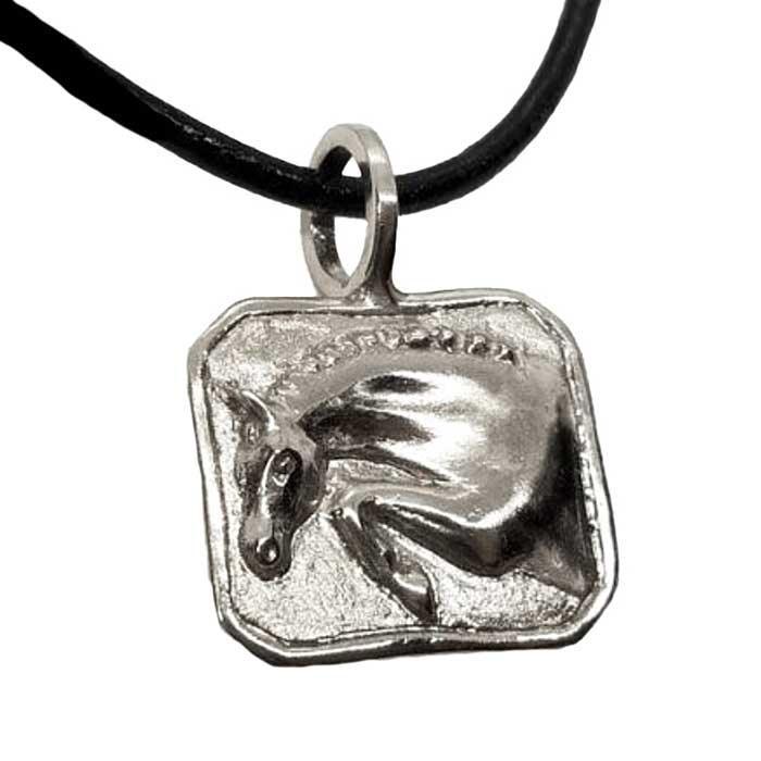 jumper horse profile necklace pendant sterling silver