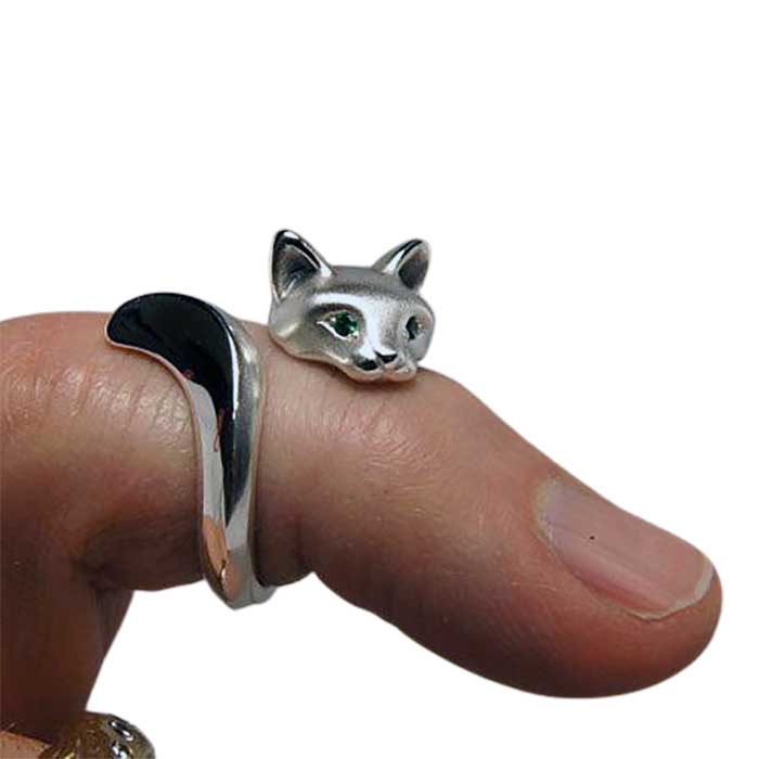 Forrest Cat Ring sterling silver with green gemstone eyes