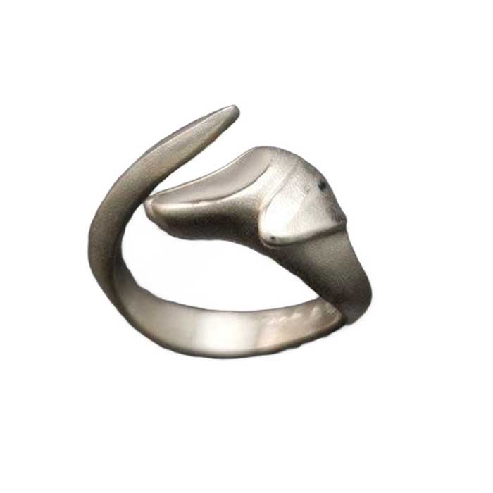 Dachshund Dog Ring in Sterling Silver - 