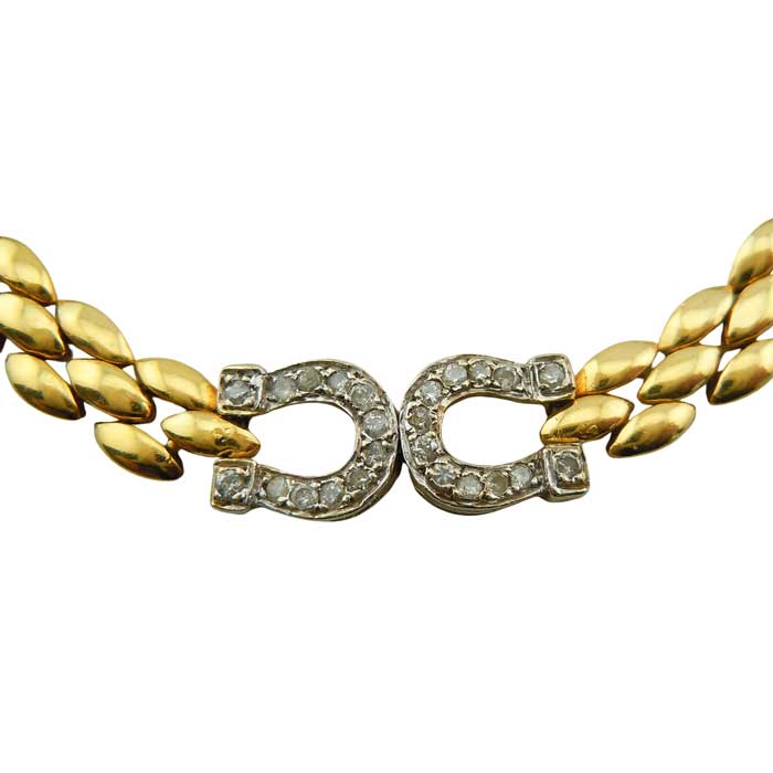 14k Gold horseshoe bracelet and necklace set detail of horseshoe links