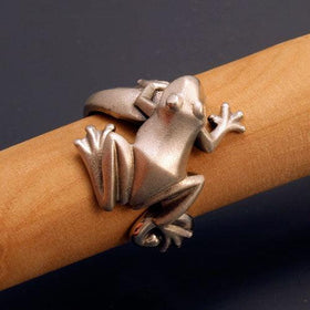 Frog Ring in Sterling Silver