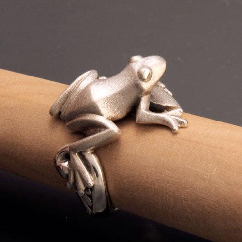 Frog Ring in Sterling Silver - Jamies Horse Jewelry