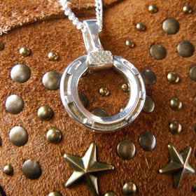 Round Horseshoe Pendant Necklace